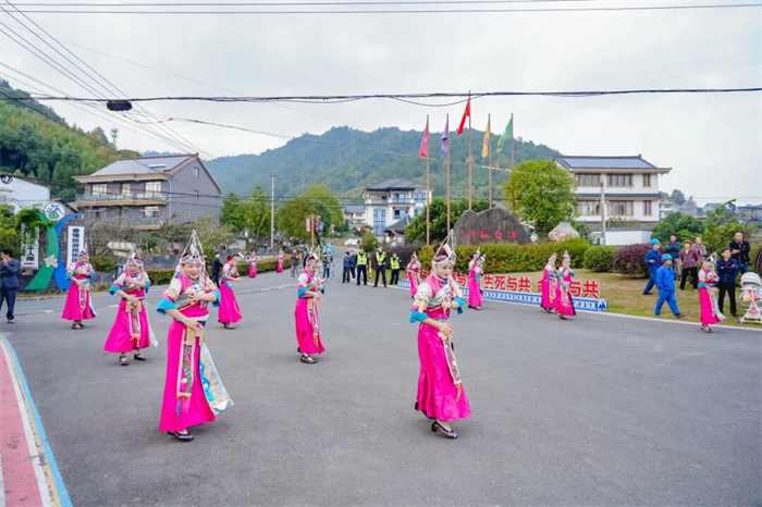 /uploads/image/2025/11/05/8efb7251b39b69604a06170039e665ba.jpg 15.jpg